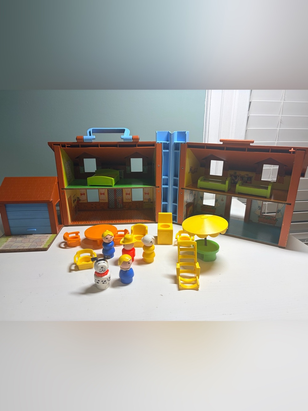 Fisher-Price Little People Play Family Tudor House With Some People Furniture